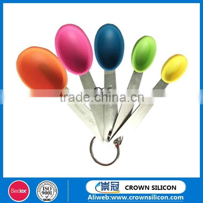 Different volume silicone measuring spoon
