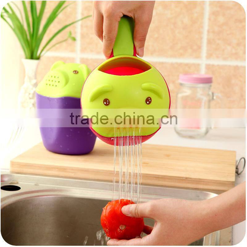 Q116 children's baby shampoo bailer plastic ladle /plastic scoop