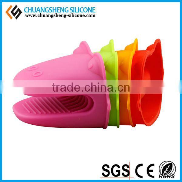 Hands protect oven used clips, FDA silicone clips