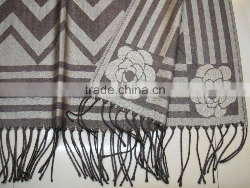 2017 Fashion lady China wholesale factory jacquard rose rayon viscose scarf
