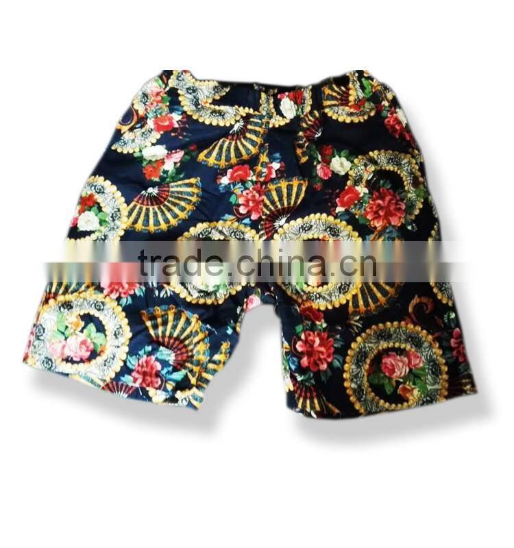 Fashionable men printed short pants custom Imitation linen materia beach shorts in guangzhou