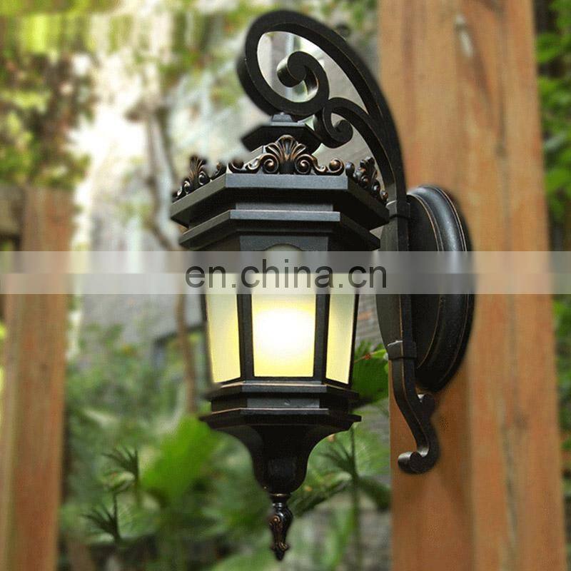 New arrival modern classic fancy garden metal fence wall light outdoor residential lighting lantern