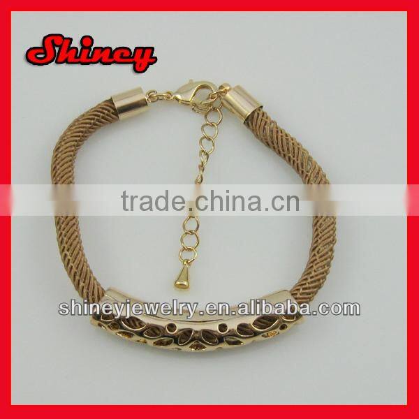 Fashion beautiful diamond paved lead and nickal free yiwu cheap bracelet