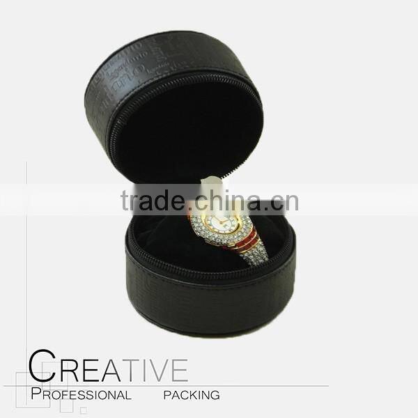 Cylindrical travel leather watch box with zipper