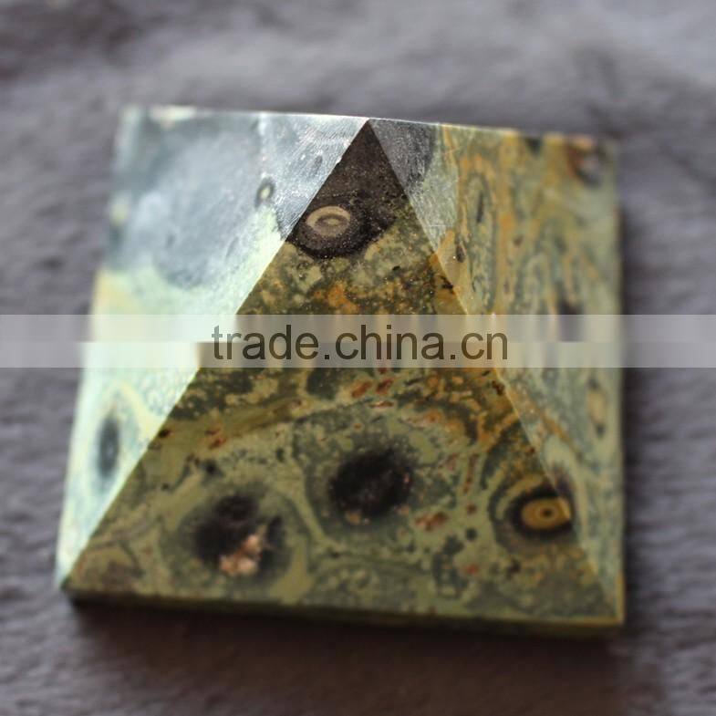 latest beautiful high quality Malachite pyramids manufacturer