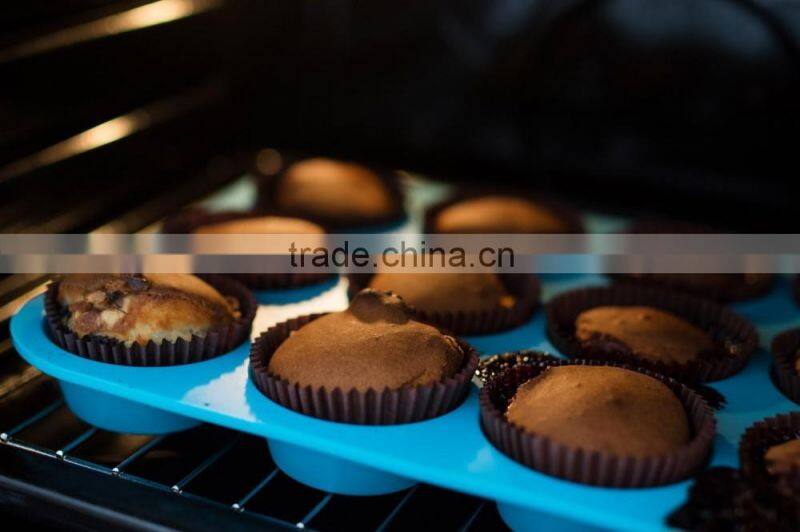 China Manufacture Wholesale Baby Bake Cake 12 cups Silicone Cupcake Mold muffin cup pan baking mold