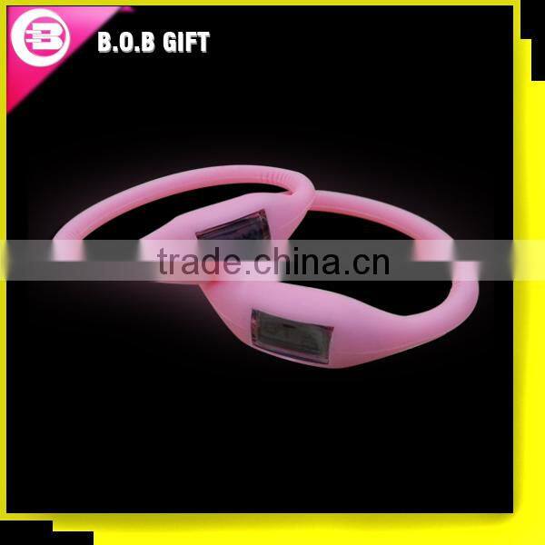 2015 newly style wholesale cheap silicone rubber strap watch