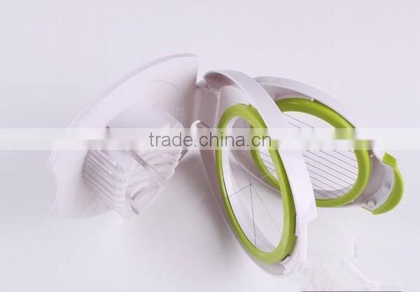 New Design Promotional Plastic Egg Cutter with Stainless Steel Wire Egg Slicer