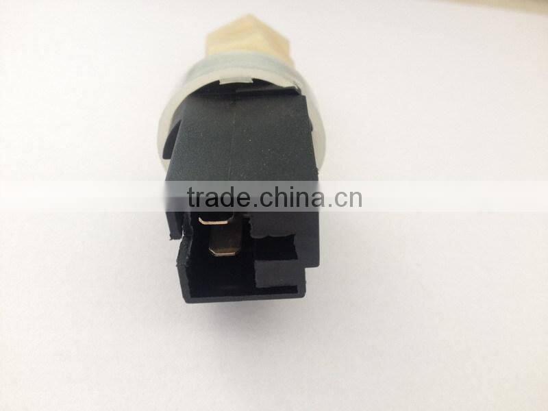 switch 500365771 for Iveco Auto spare parts from Nanjing market