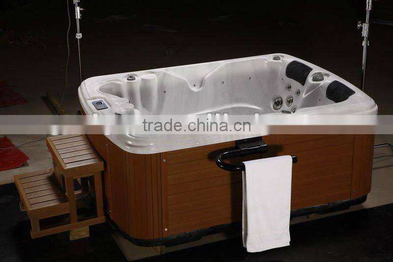 factory outdoor Family Acrylic Spa mini bath tub with massage function