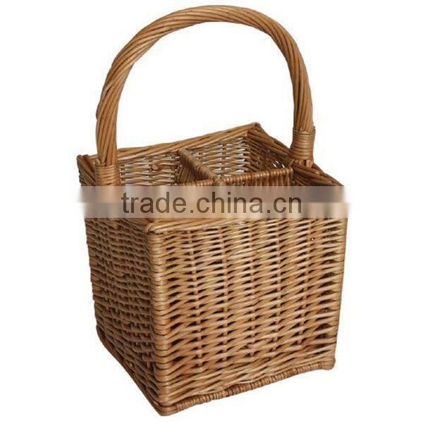 Durable antique wicker wine basket with handmade fabric for bottle