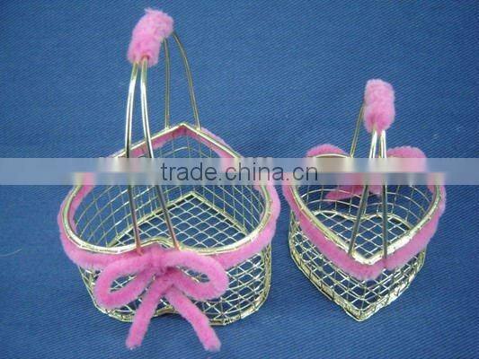 Small wire Art&Collectible decorative with wool rope basket with fixed handle