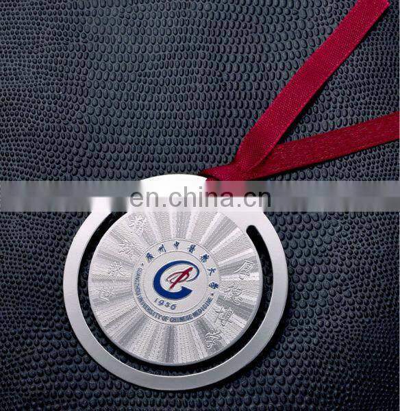 Round shape gold plated custom metal logo for MK handbags with best price