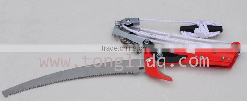 Garden durable telescoping pole with saw and tree pruner