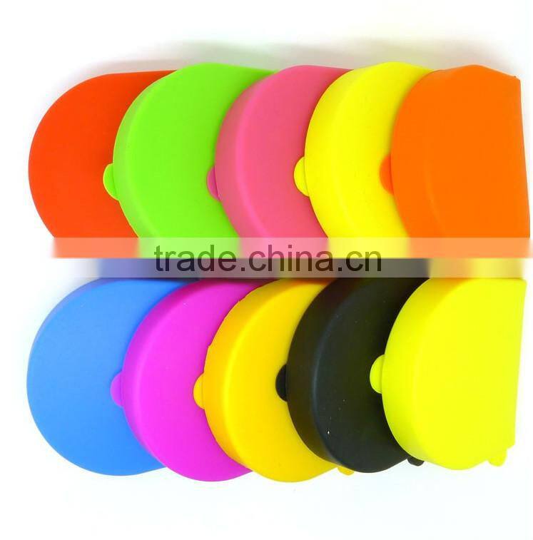 2015 Wholesale Silicone key case/kids money pouch/coin case