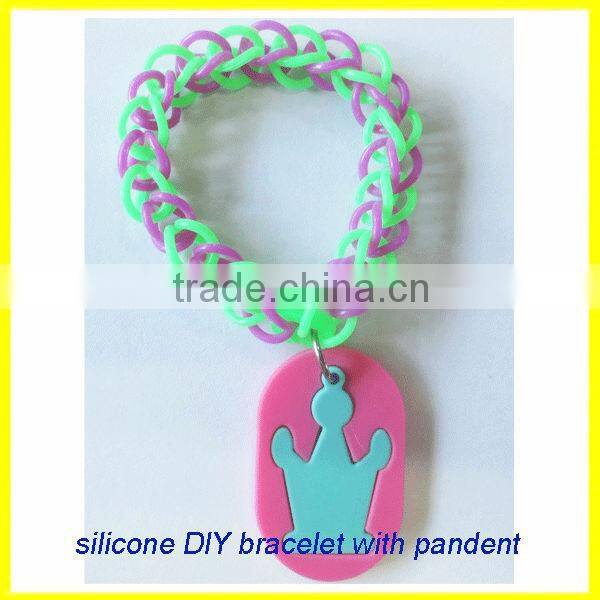 2013 new design DIY silicone bracelet with pandent