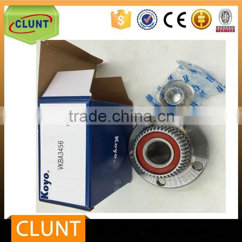 Japan KOYO brand Front Wheel Hub Bearing DAC3055C with bearing Assembly