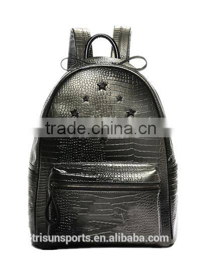 2016 good quality fashion waterproof travel backpacks and customized logo are welcome