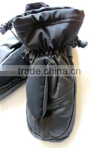 fingerless ski gloves in snow