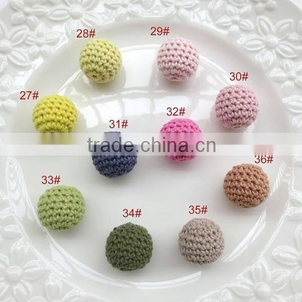 New design Handmade Crochet round-shaped wood Beads necklace