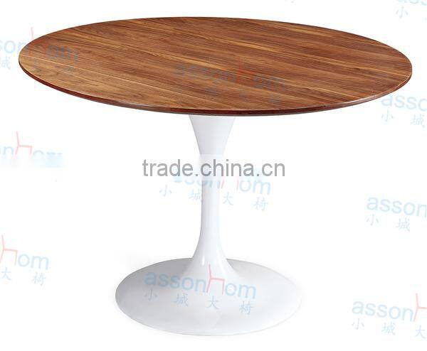 Replica Tulip Table