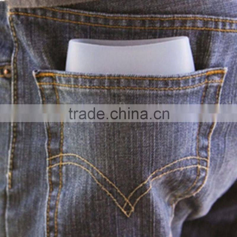 Transparent eco-friendly food grade silicone red wine drinking cup for travel