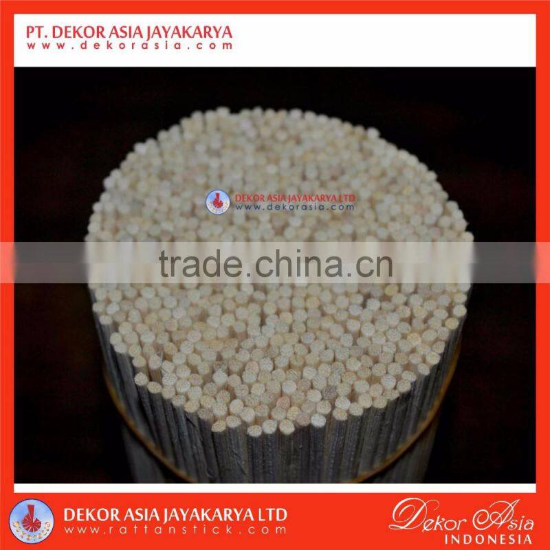 Selling Reed rattan diffuser sticks customized diameter and length reed sticks 10.5" x 3"
