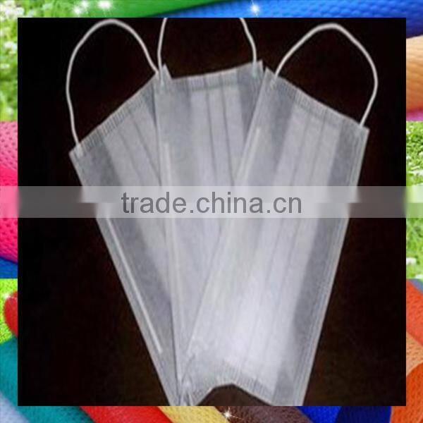 Economy disposible nonwoven surgical face mask