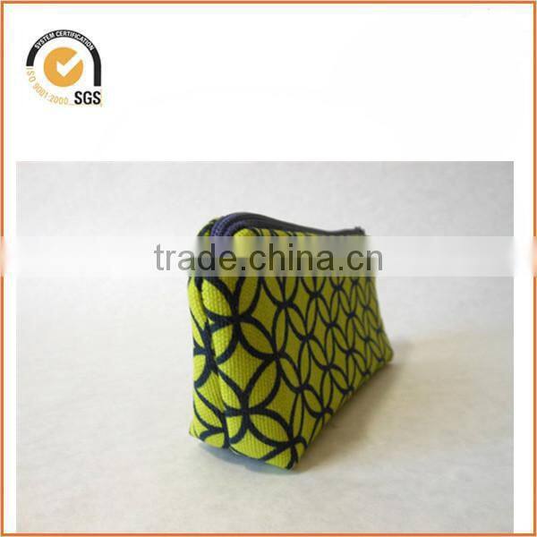 Vegan Canvas Zippered Pouch By Chiqun CQ-H01037