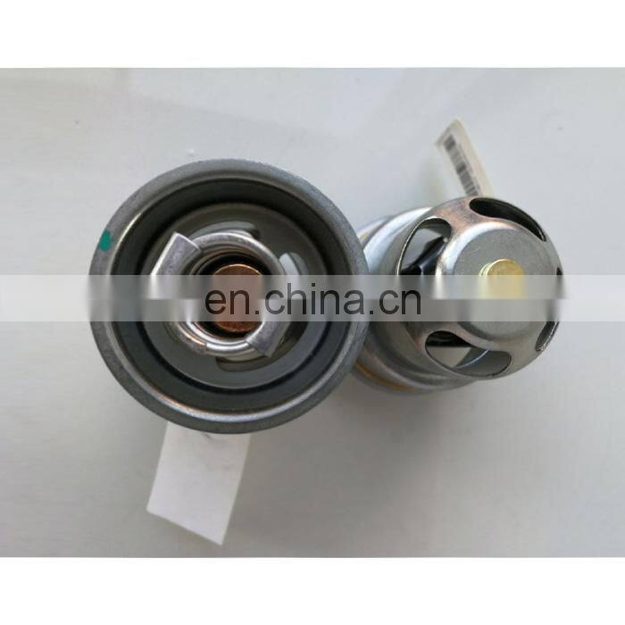 QSM11 ISM11 Diesel Engine Lubricating Oil Cooler Thermostat 3059408 4952629