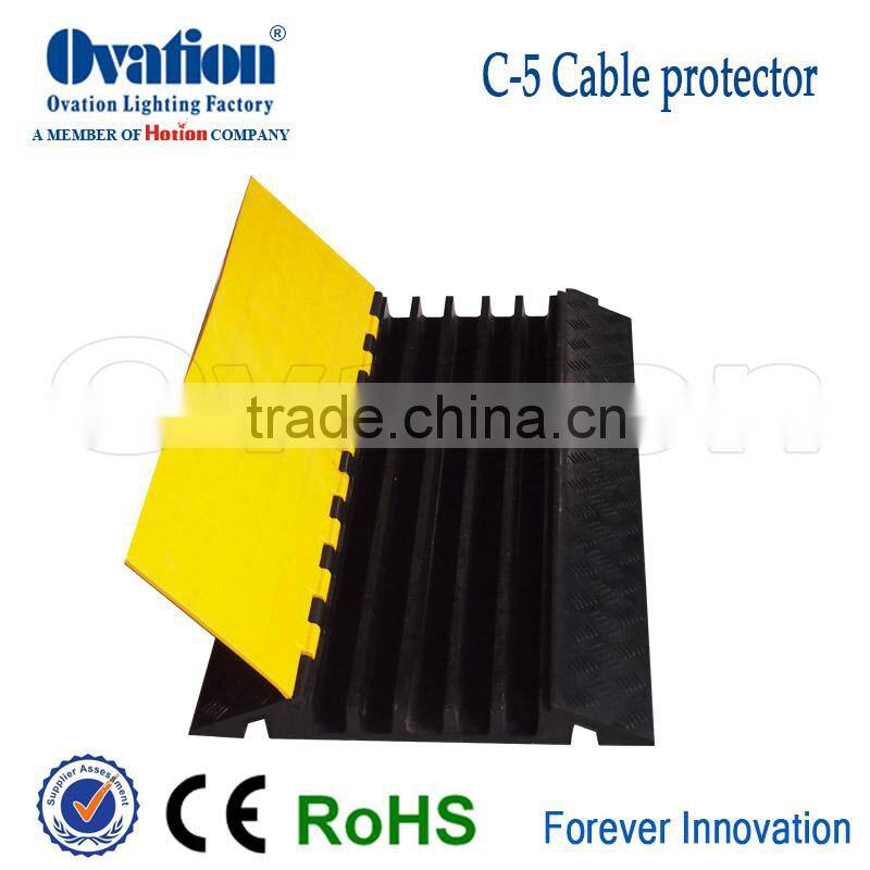 Black & Yellow 5 Channels Not Easy To Bad PVC Cable Protector Outdoor