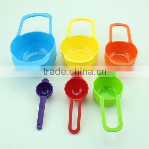 Professional Set of Plastic Measuring Spoons 6PCS Multi-Color