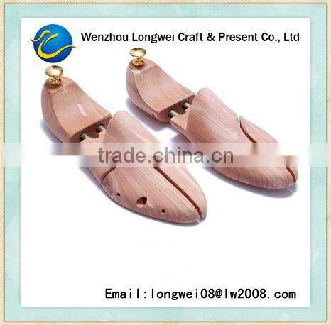 quality assured cedar wood custom shoe trees
