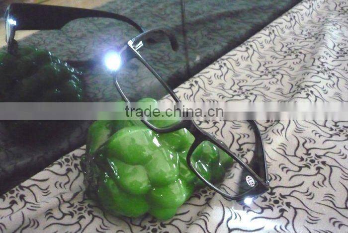 Light reading glasseswith case, LED Reading Glasses Fashion LED Light Reading Glasses LED Light up Read