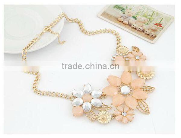 Resin Flower Vintage Choker Collar Pendant Statement Necklace Women Necklaces & Pendants Fashion Necklaces for Women 2014