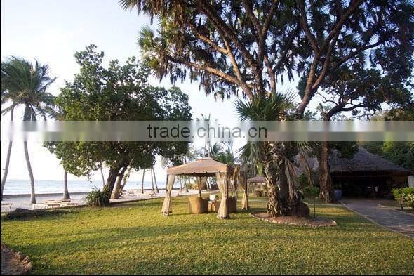 Round patio dining set with umbrella