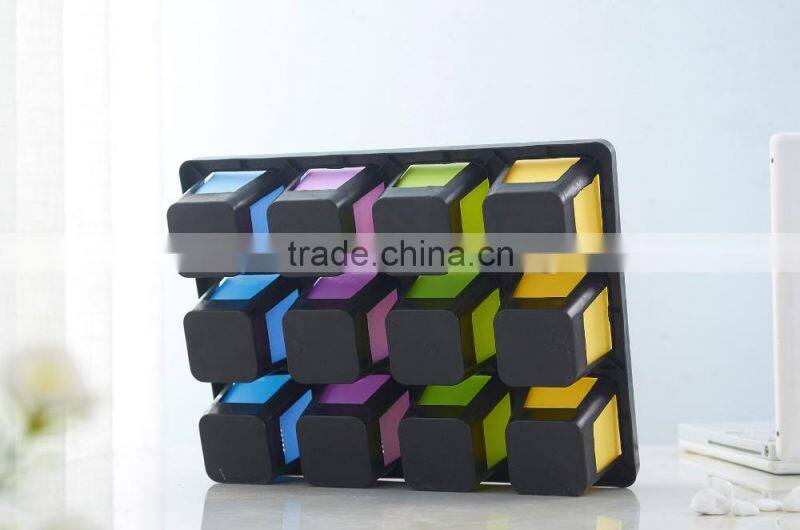 Plastic Flower Pot Rack -12 Grid