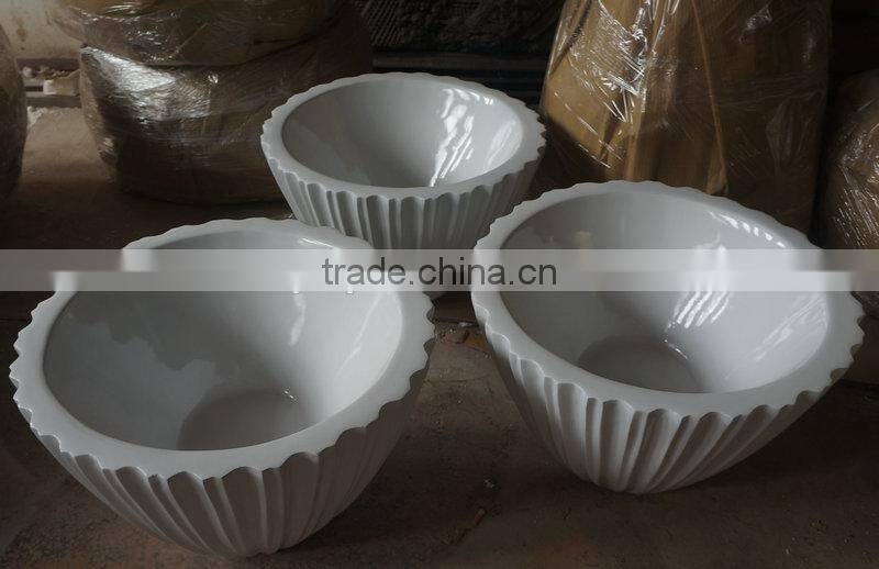 Modern fiberglass planter pot
