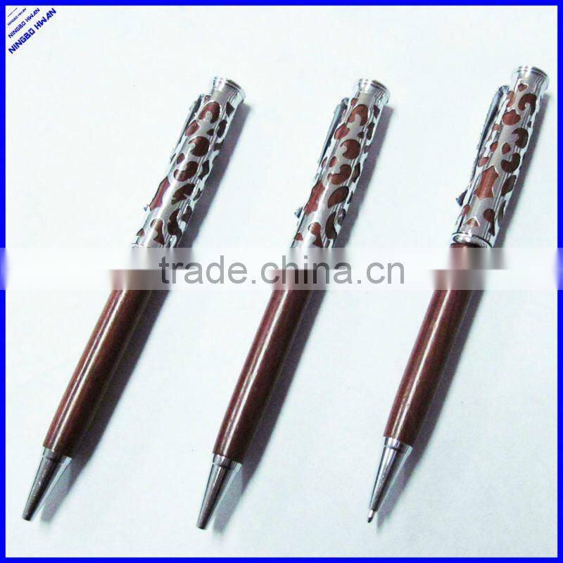2 color twist high quality popular wood pens