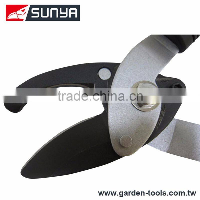 Gardering compound bypass lopping shear