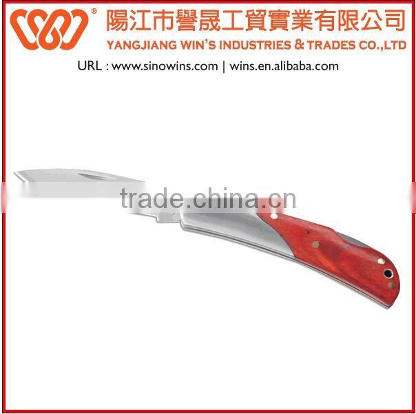 Pocket knife with wood Handle