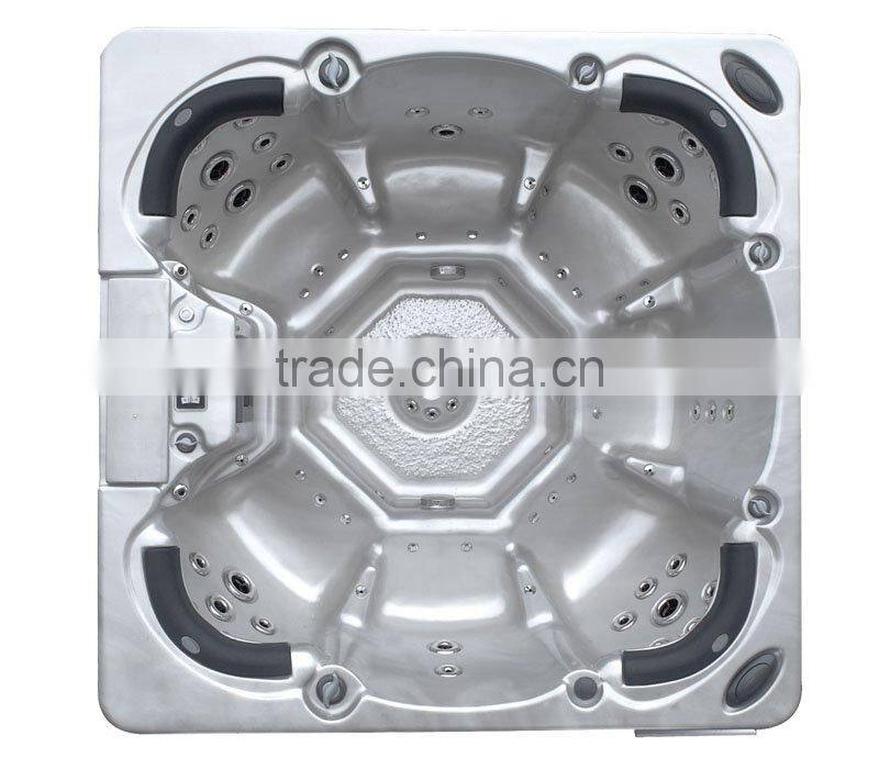 Luxury gardon outdoor spa with TV