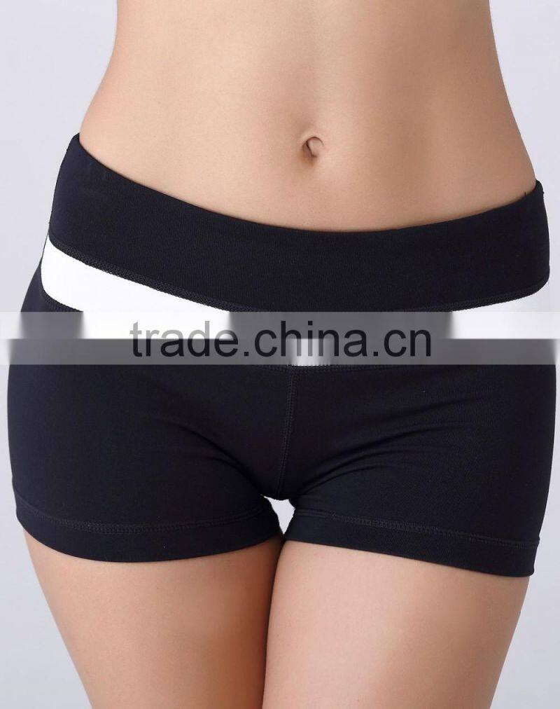 Comfortable stretch Female black shorts Fashionable joker