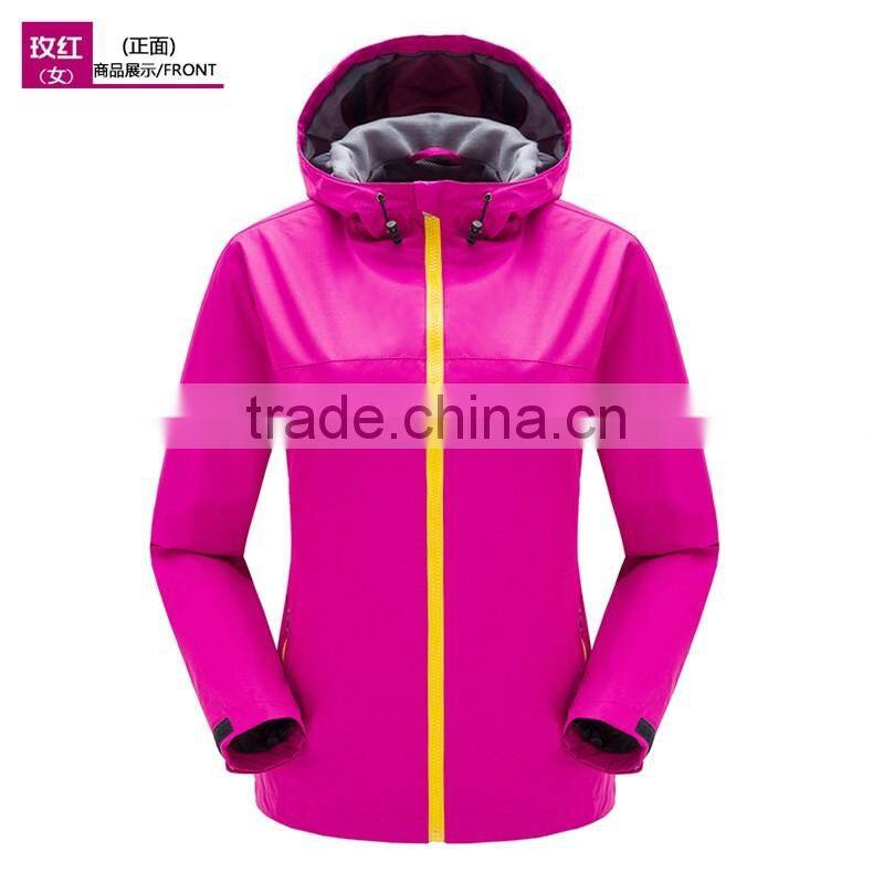 Latest design hot sale personalized men outdoor waterproof windproof mauntaineering Jackts/sport jackets