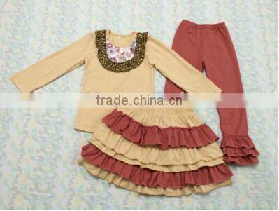 2015 EasterNew Design fashion girl Cotton Outfit With Ruffles Kids Boutique long sleeve green Outfit Baby Clothes Set