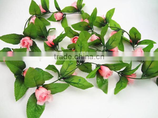 Beautiful artificial Rose wreath in different colors for Wedding decor