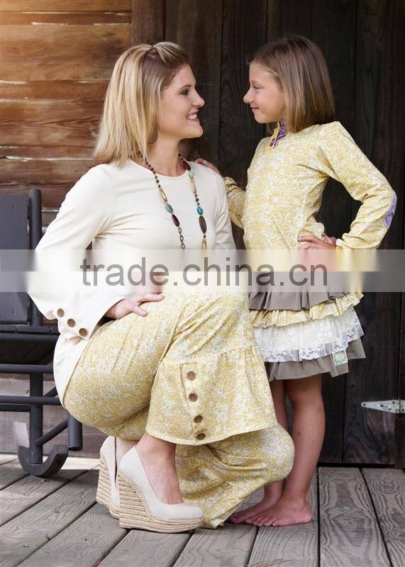 Mix color and buttons mother and daughter dress clothing sets with Printed fabric