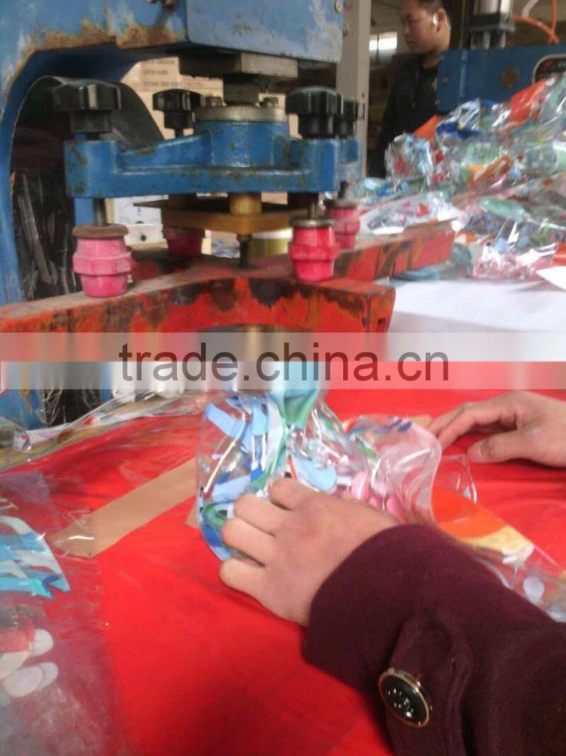 pvc Inflatable beach balls with a Strawberry insert/inflatable beach ball/beach ball with logo printing/beach ball