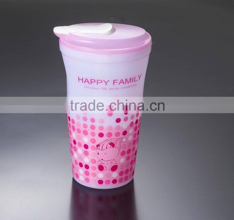 2L Plastic Drinking Water Jug With Lid and handle