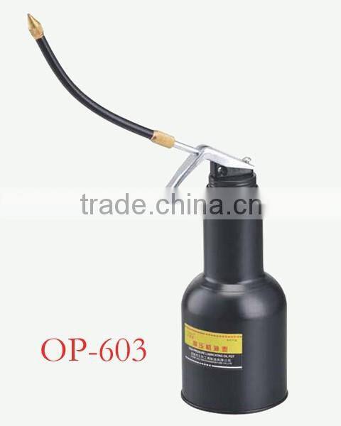 OP-104 oil gun used for refilling